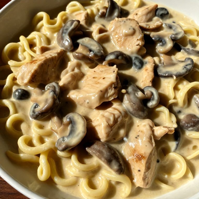 creamy chicken stroganoff