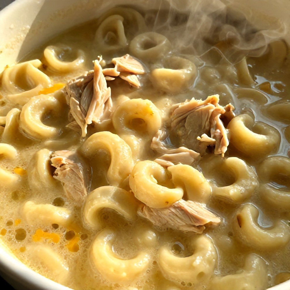 Creamy Crockpot Chicken Tortellini