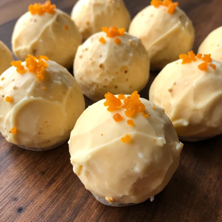 Easy No Bake Orange Creamsicle Truffles