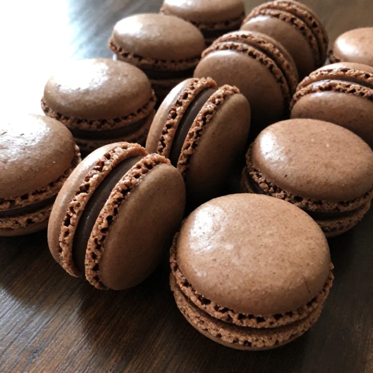 chocolate macarons